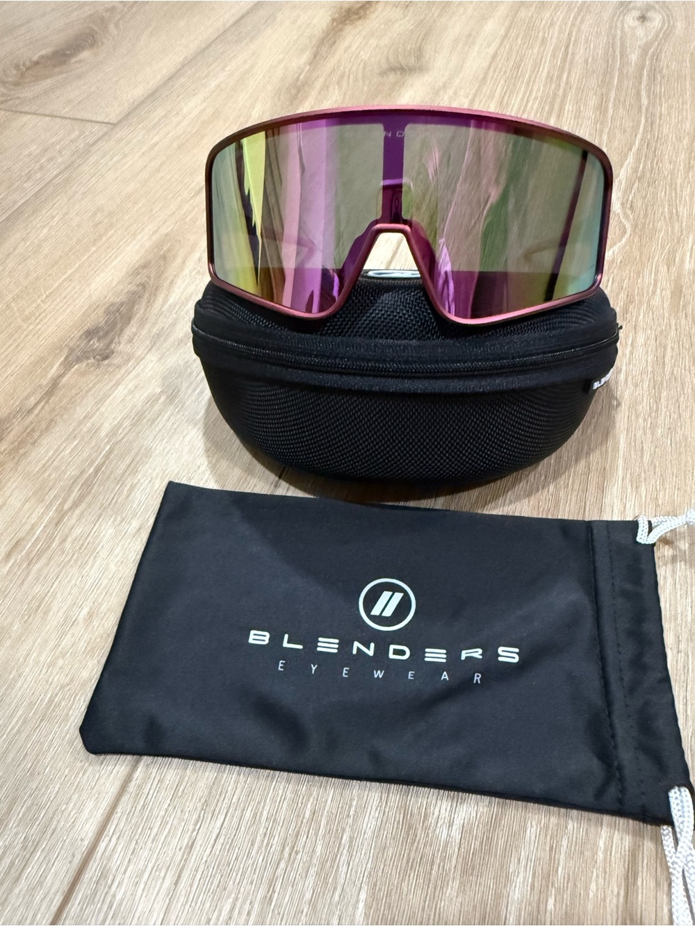 Blenders “Rose Rocket Eclipse” glasses